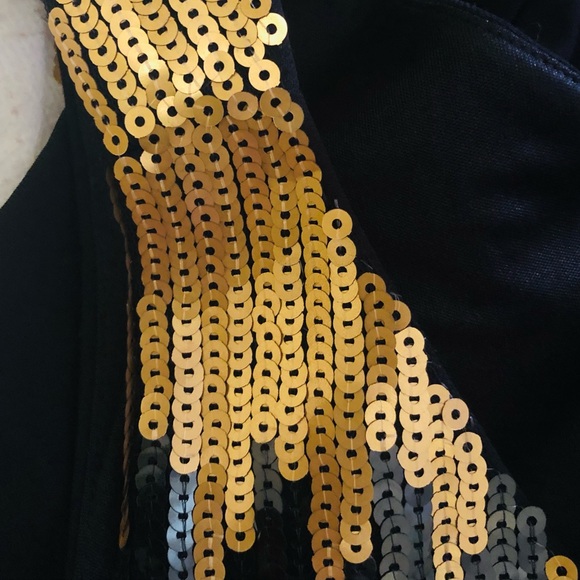 David Meister Evening Gown. Gold and Black Sequins. Jersey Fabric. Size 14. - Picture 8 of 15